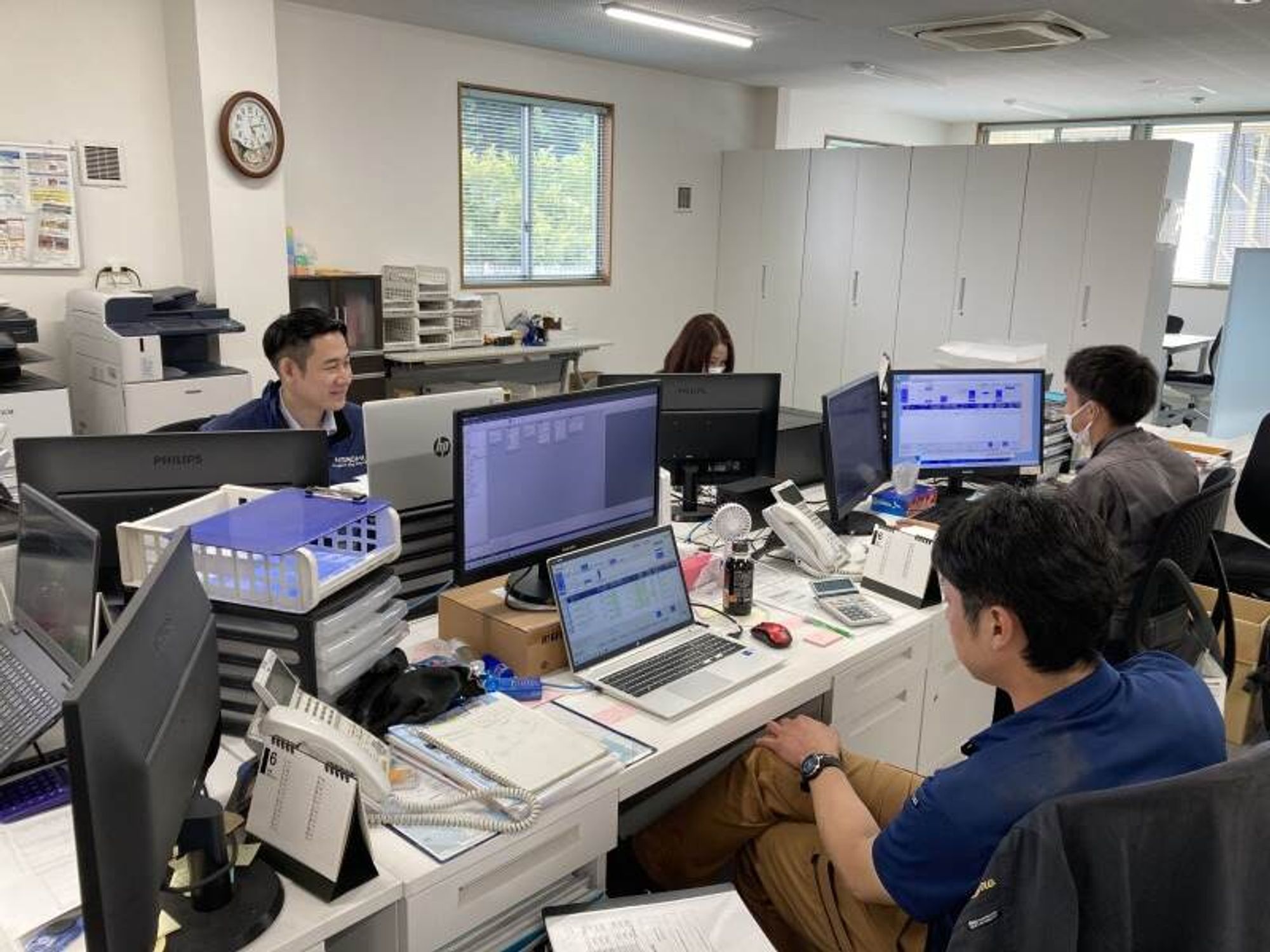 ＜賞与年3.6ヵ月＞住宅補助/土日・年間休日多め◆配送/倉庫管理-1番目の画像