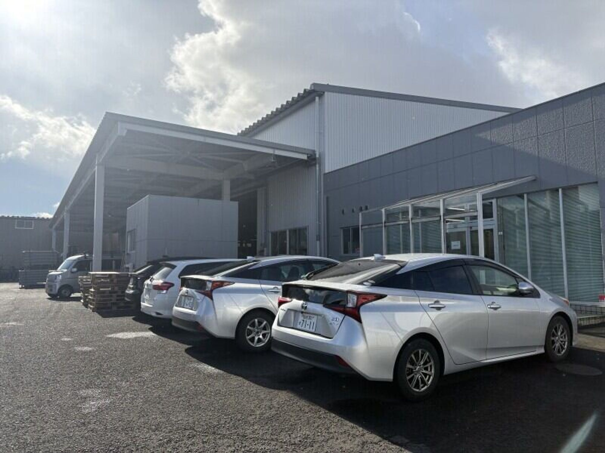 ＜賞与年3.6ヵ月＞住宅補助/土日・年間休日多め◆配送/倉庫管理-2番目の画像