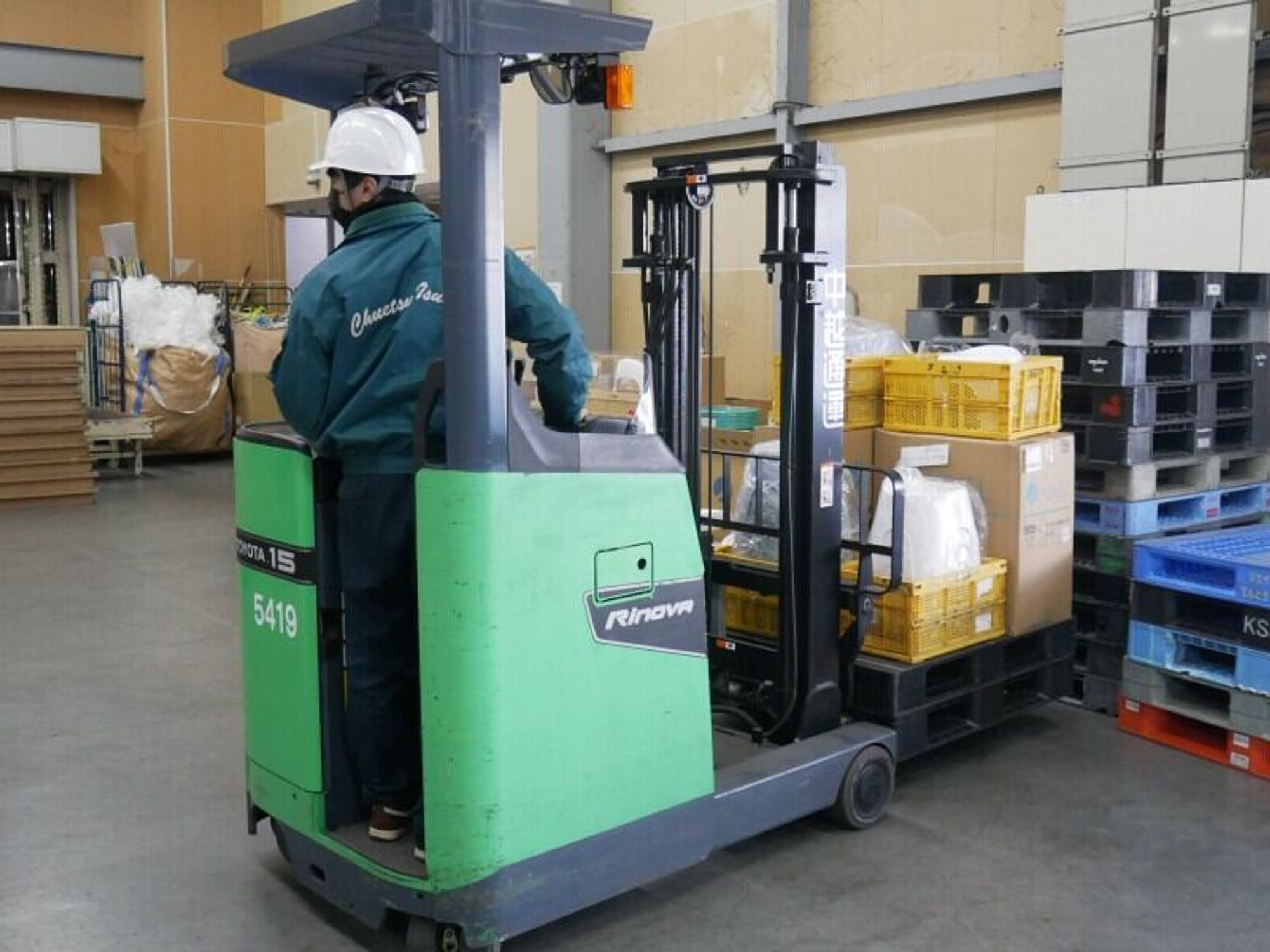 長期安定が魅力のフォークリフト正社員募集-0番目の画像