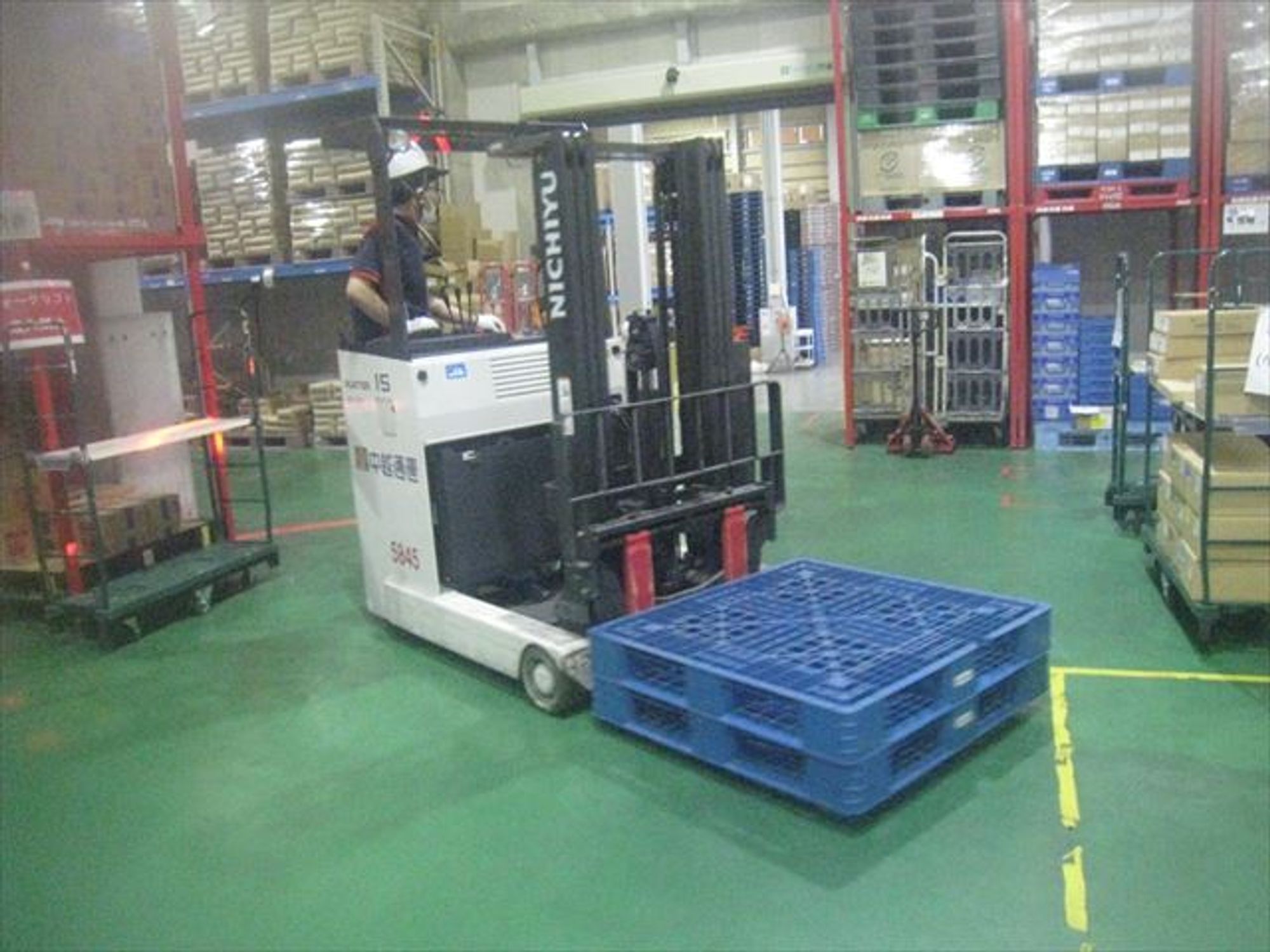 【未経験OK】賞与年2回/昇給あり/倉庫管理・入出荷-2番目の画像