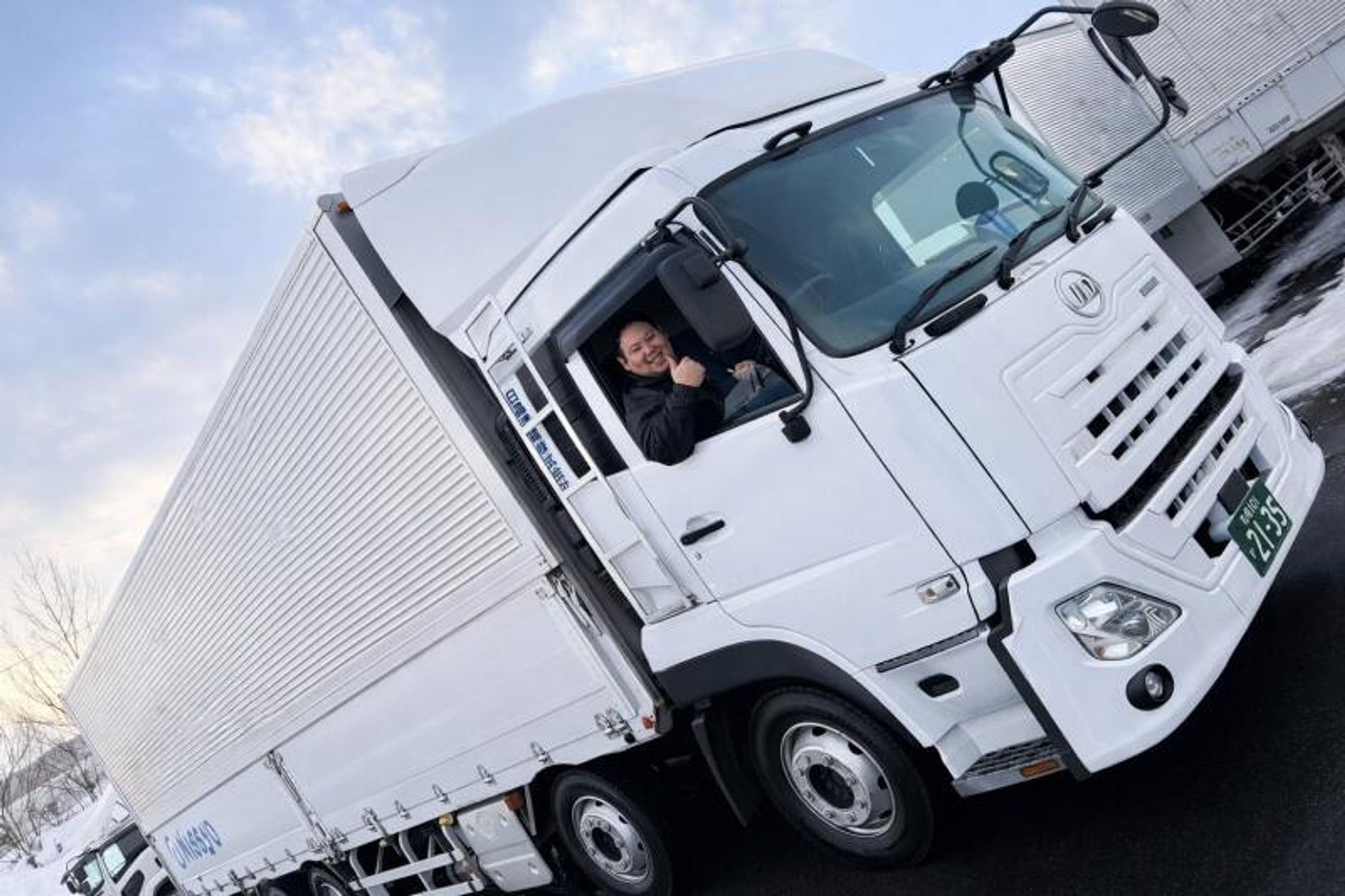 11tドライバー経験者募集！若手スタッフ多数在籍中！の7枚目の画像