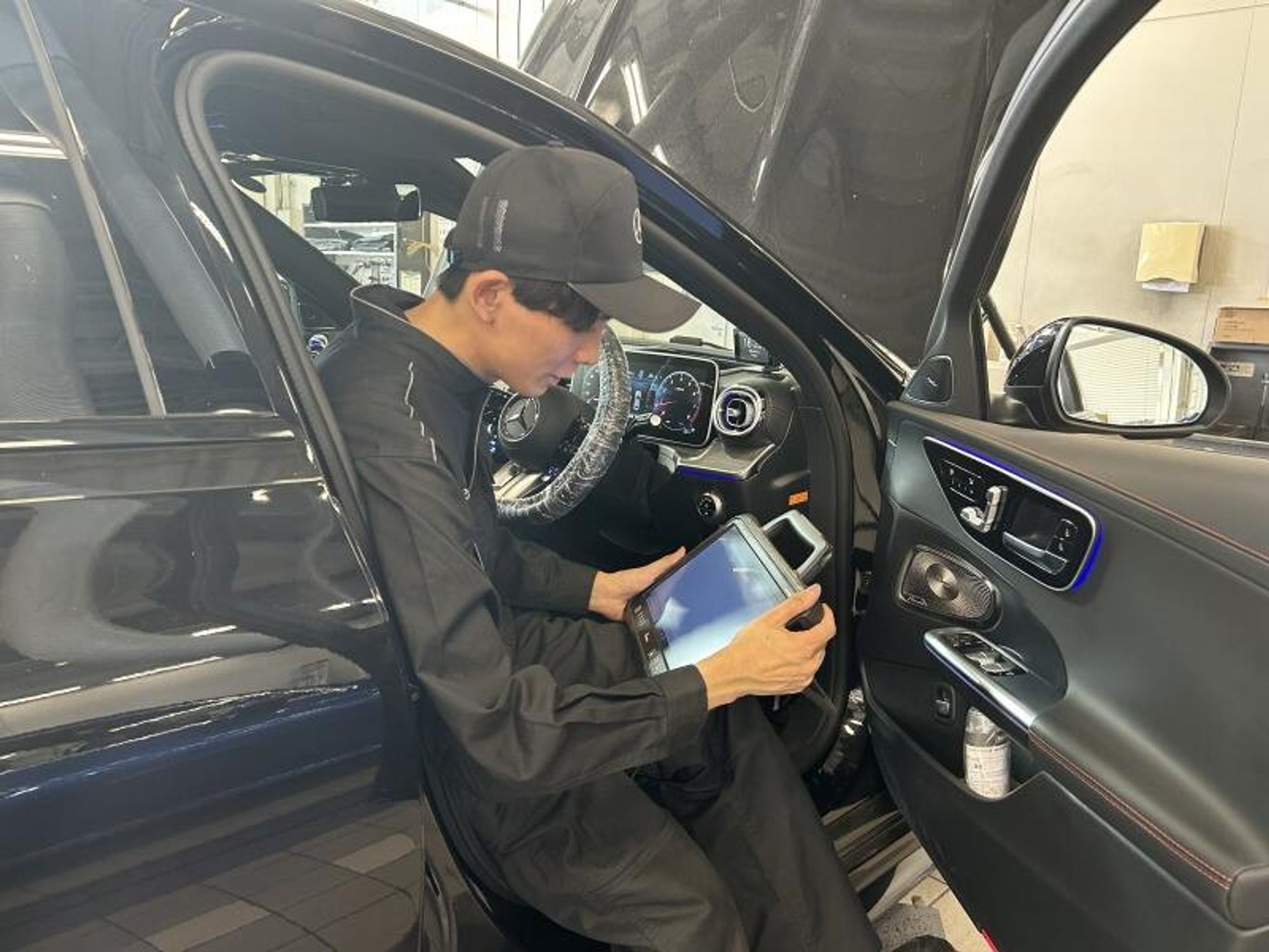 【憧れの輸入車◎】メルセデス・ベンツの整備士|インセン有-2番目の画像