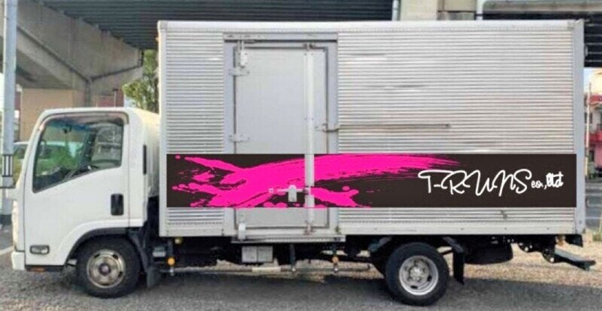 月給30万円も可能◎完全週休2日/残業なし！オフィス家具配送-1番目の画像