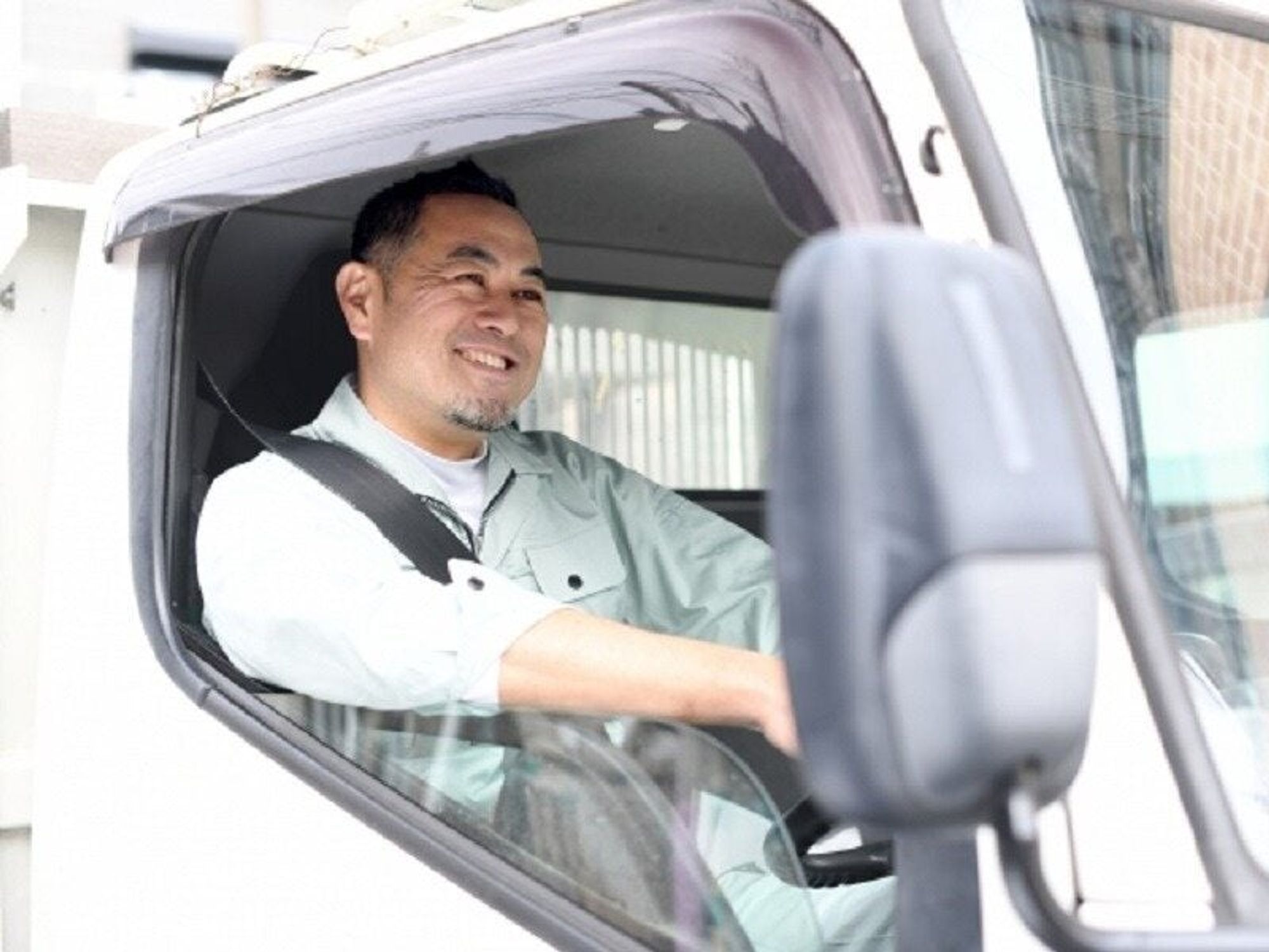 ＼業績好調につき大幅増員／活躍の場を探しているあなたへ！-1番目の画像