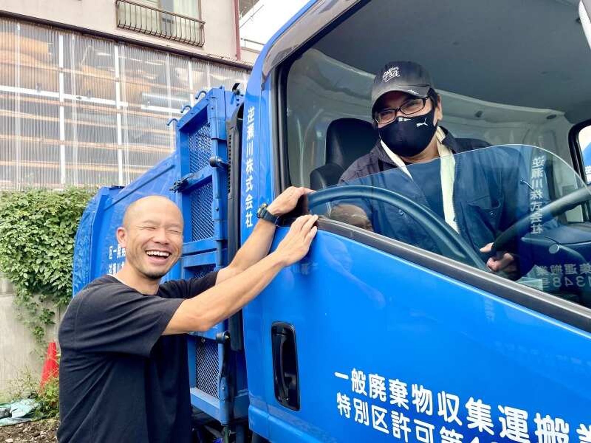 【準中型OK!】年収600万可!廃棄物ルート回収ドライバー/給与UP-1番目の画像