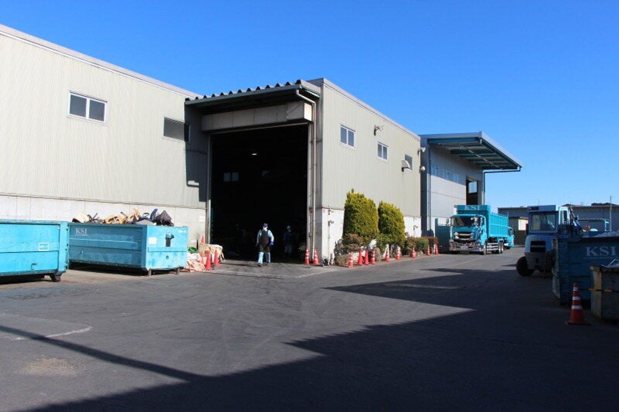 ≪構内作業員≫未経験歓迎◎フォーク免許活かせる◎賞与年2回！-1番目の画像