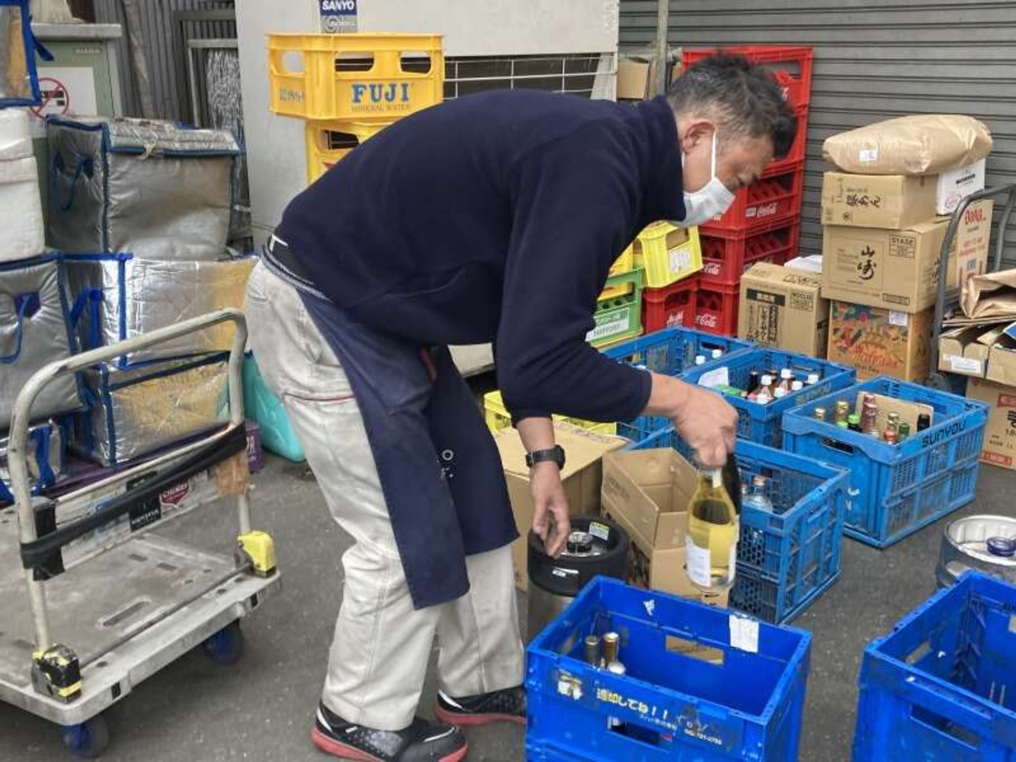 ＼普通免許でOK／お酒好きなら最高。働きながら資格取得も可能-2番目の画像