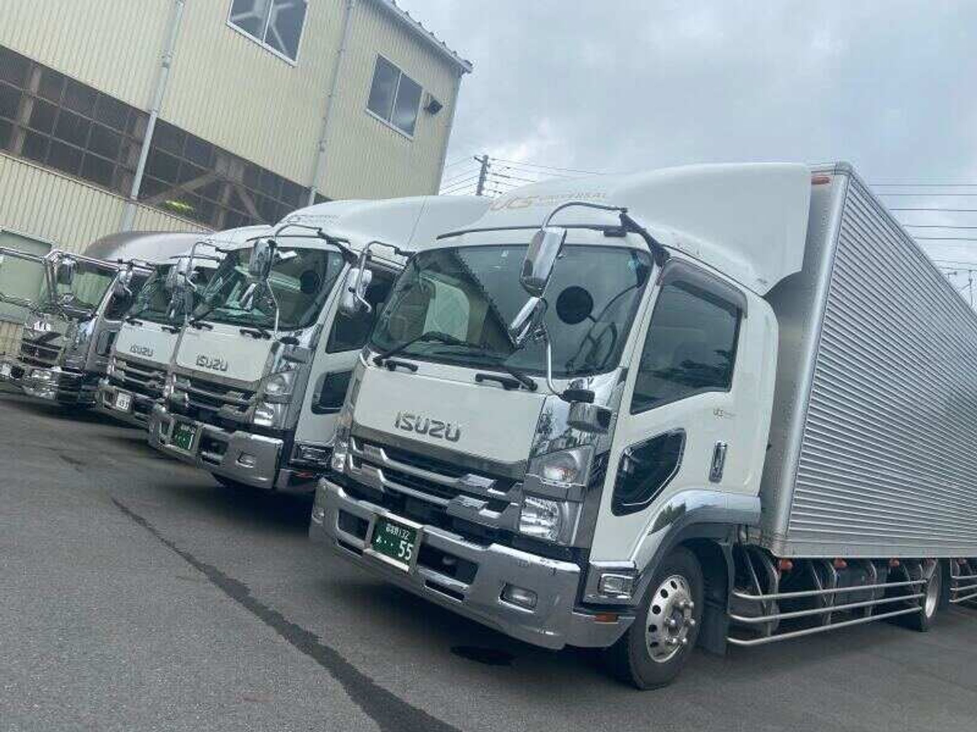 【日勤業務】ドライバーの理想が叶う！/安定収入◎連休も可能！-1番目の画像