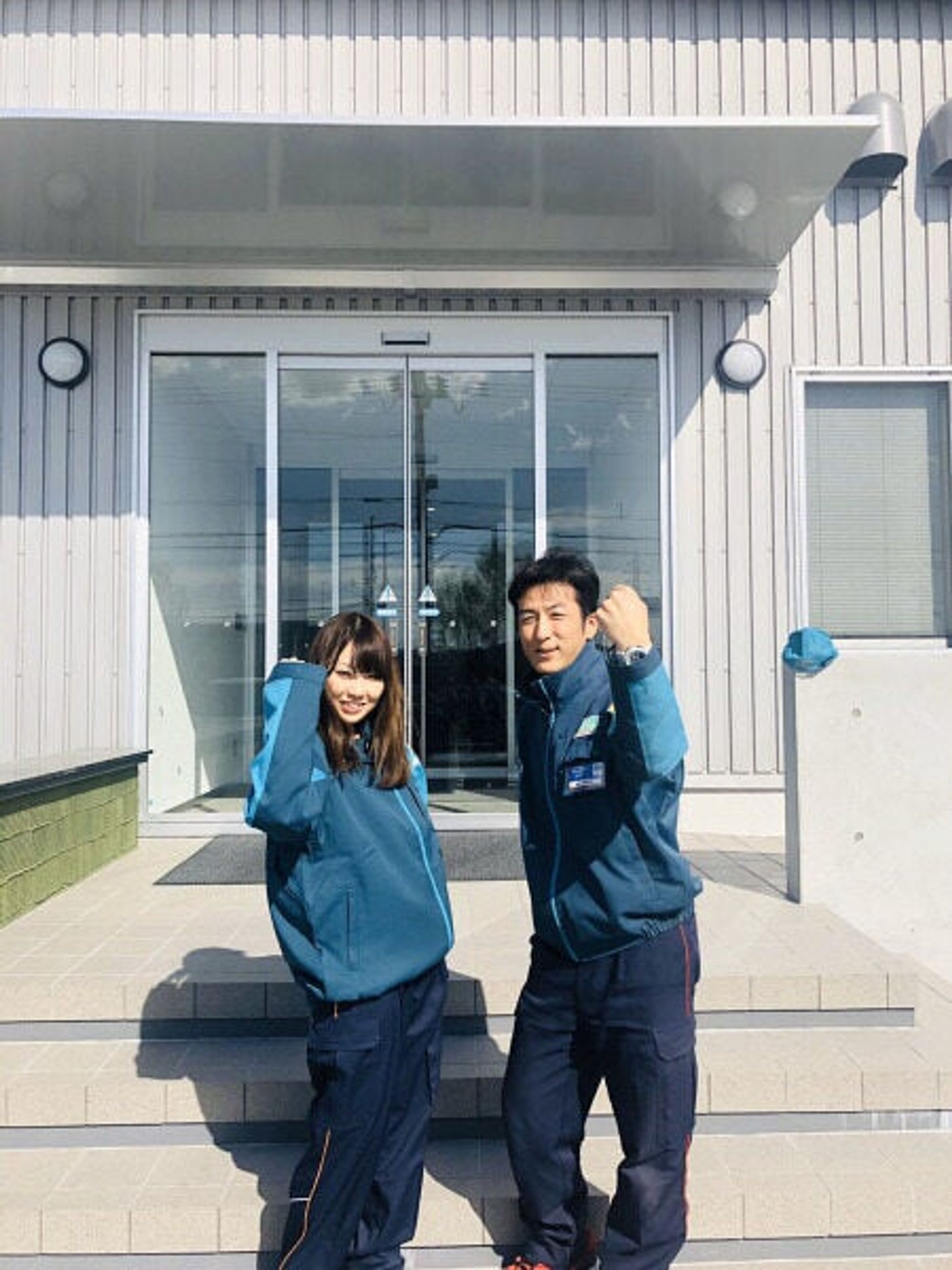 コンビニ配送員-0番目の画像