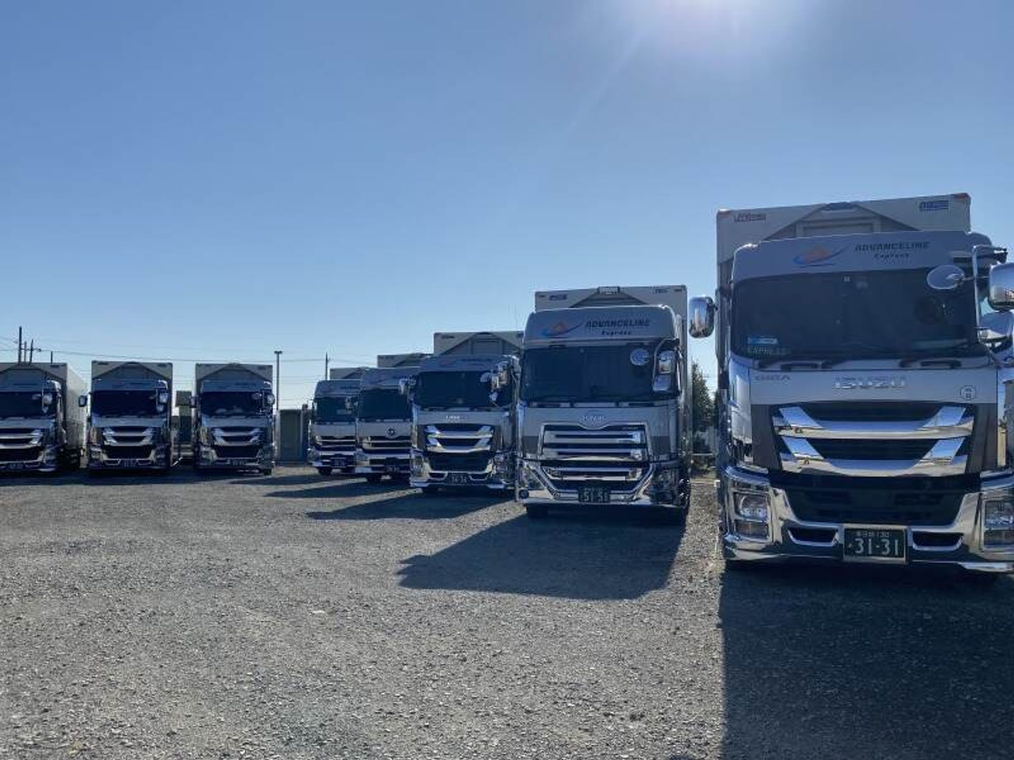 <埼玉/三郷/大型ドライバー>資格取得制度/大型ウィング専門-0番目の画像