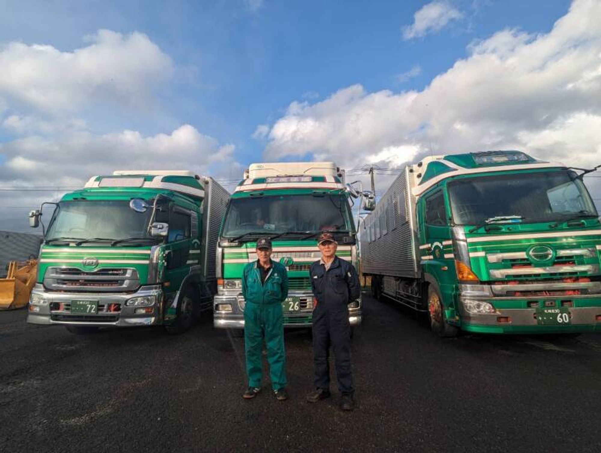 【入居可能な社宅完備】WEB面接OK/大型トラックで運送-0番目の画像