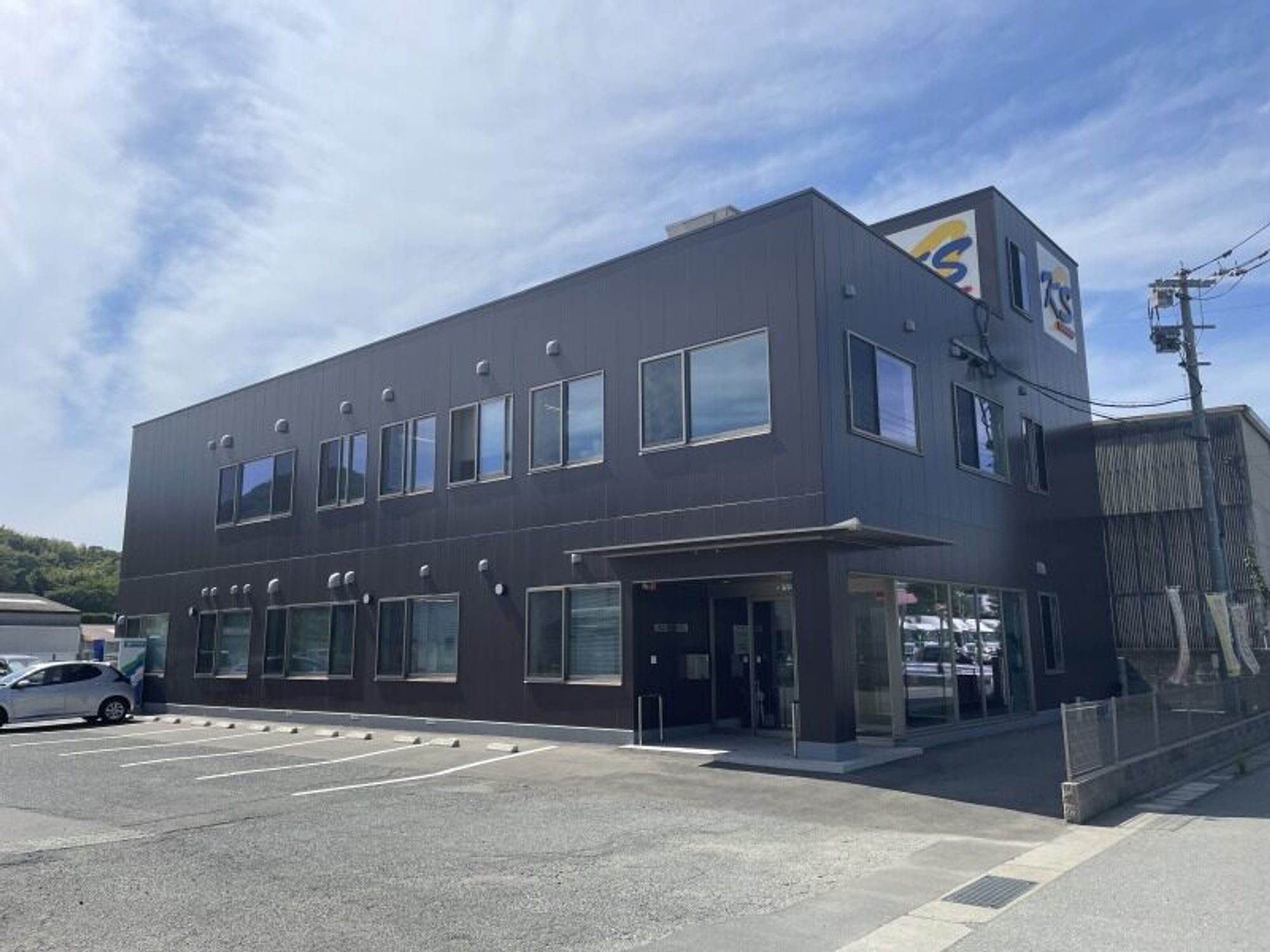 \10トン長距離/高月給で安定◎手当も充実/転職での入社多数!-1番目の画像