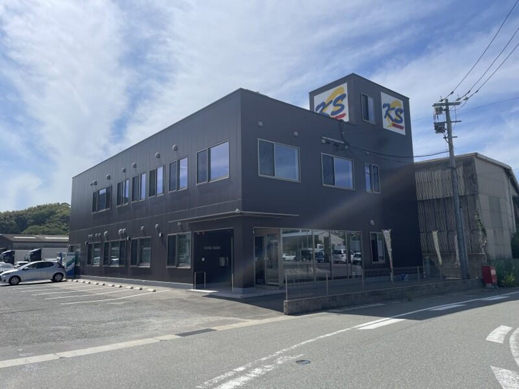 【福岡県内配送スタッフ!!】大手LIXILの商品を個人宅へ配送のみ!の0枚目の画像