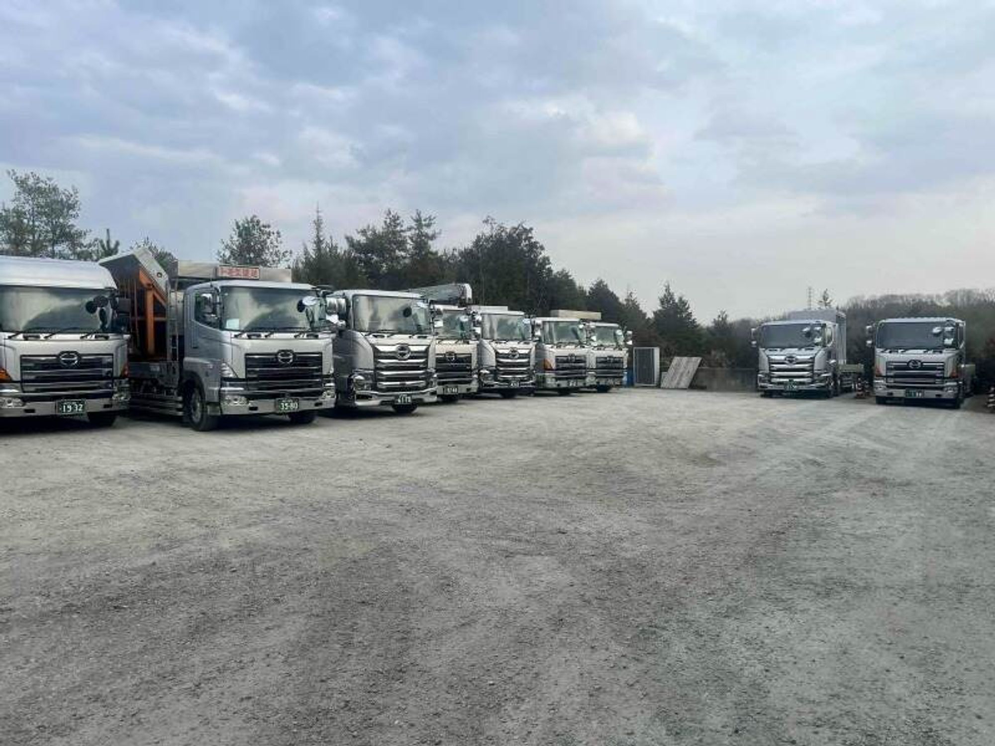 [大型ドライバー]手積み手降ろし一切無/日祝休み/早上がりあり-2番目の画像