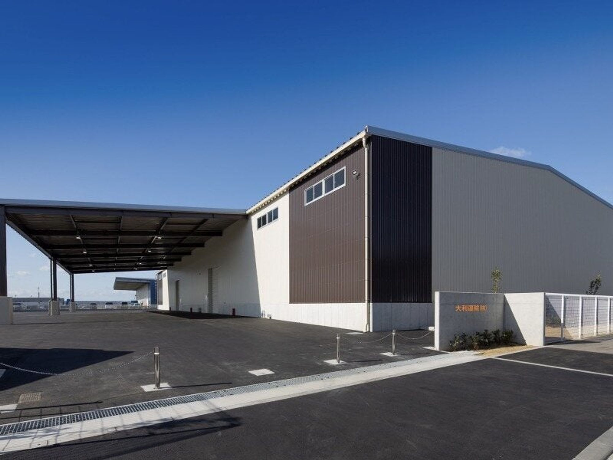 【フォークリフト作業員】免許取得制度で無資格未経験でも安心◎-1番目の画像