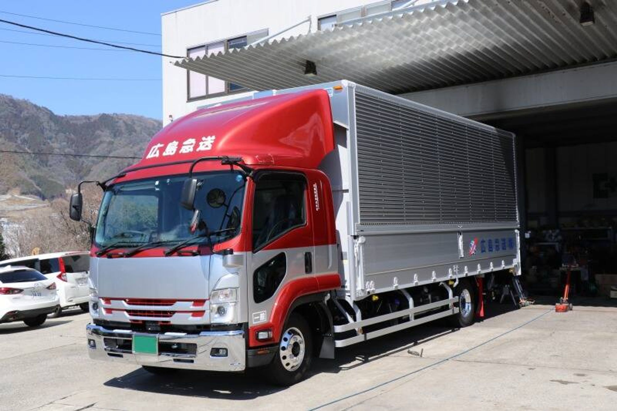 日用品や家電の配送/ルート固定も可/安定収入【4tウイング】-2番目の画像