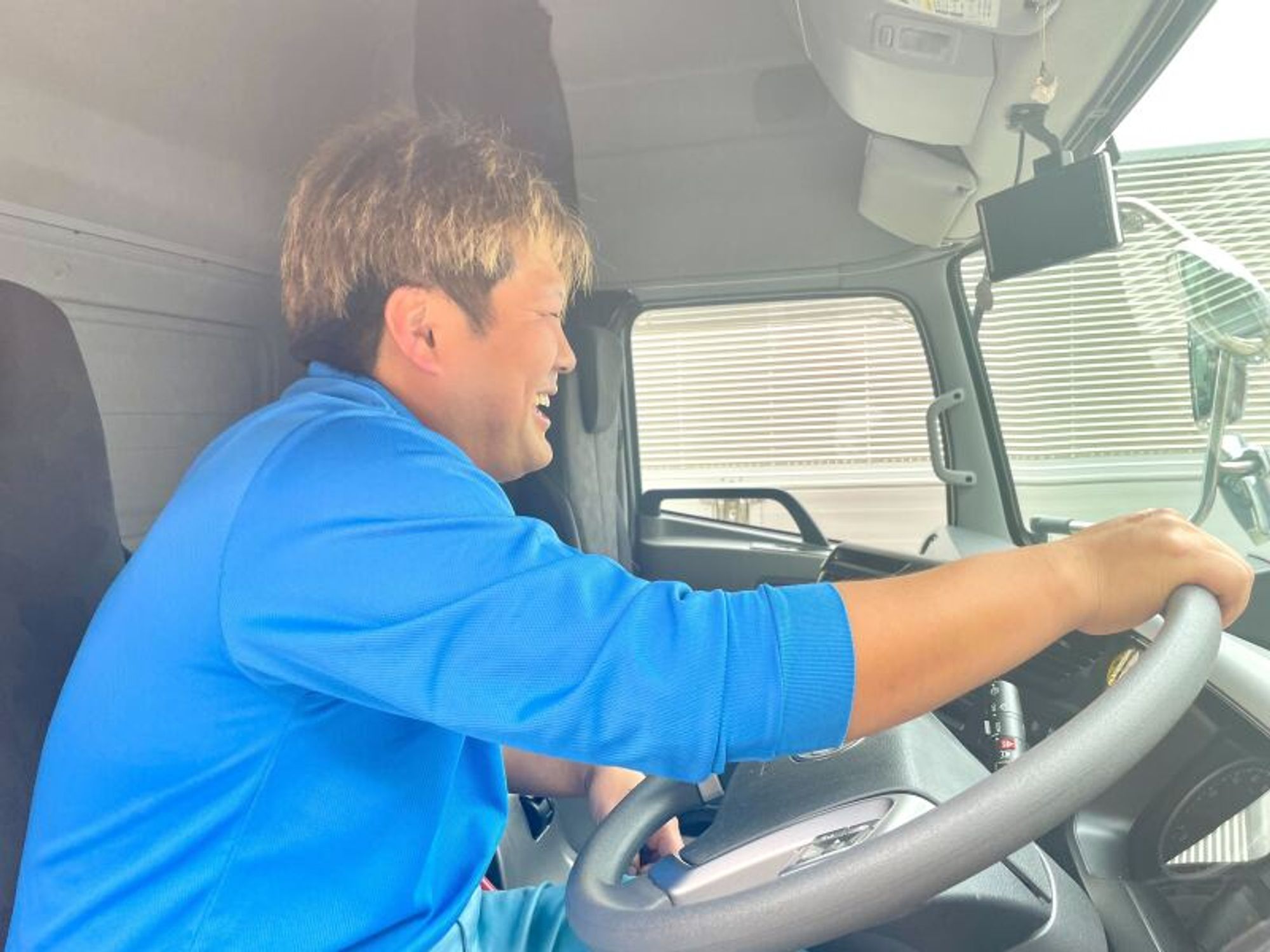 <賞与あり>月平均42万円!【長距離大型ウイング】関西中京便-1番目の画像