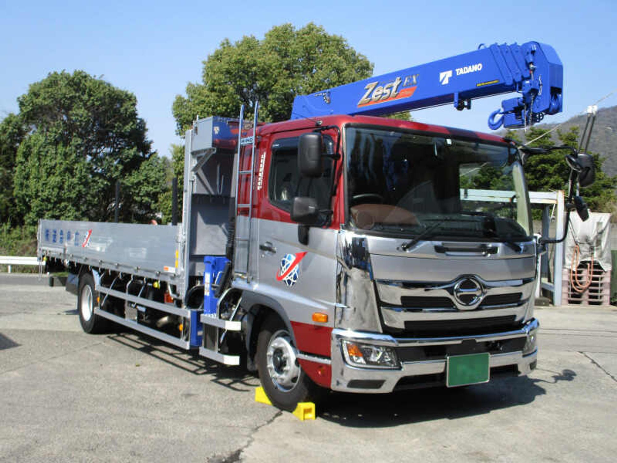 手積みほぼなし/平均月額32万円!安定高収入【平ボディ】-1番目の画像