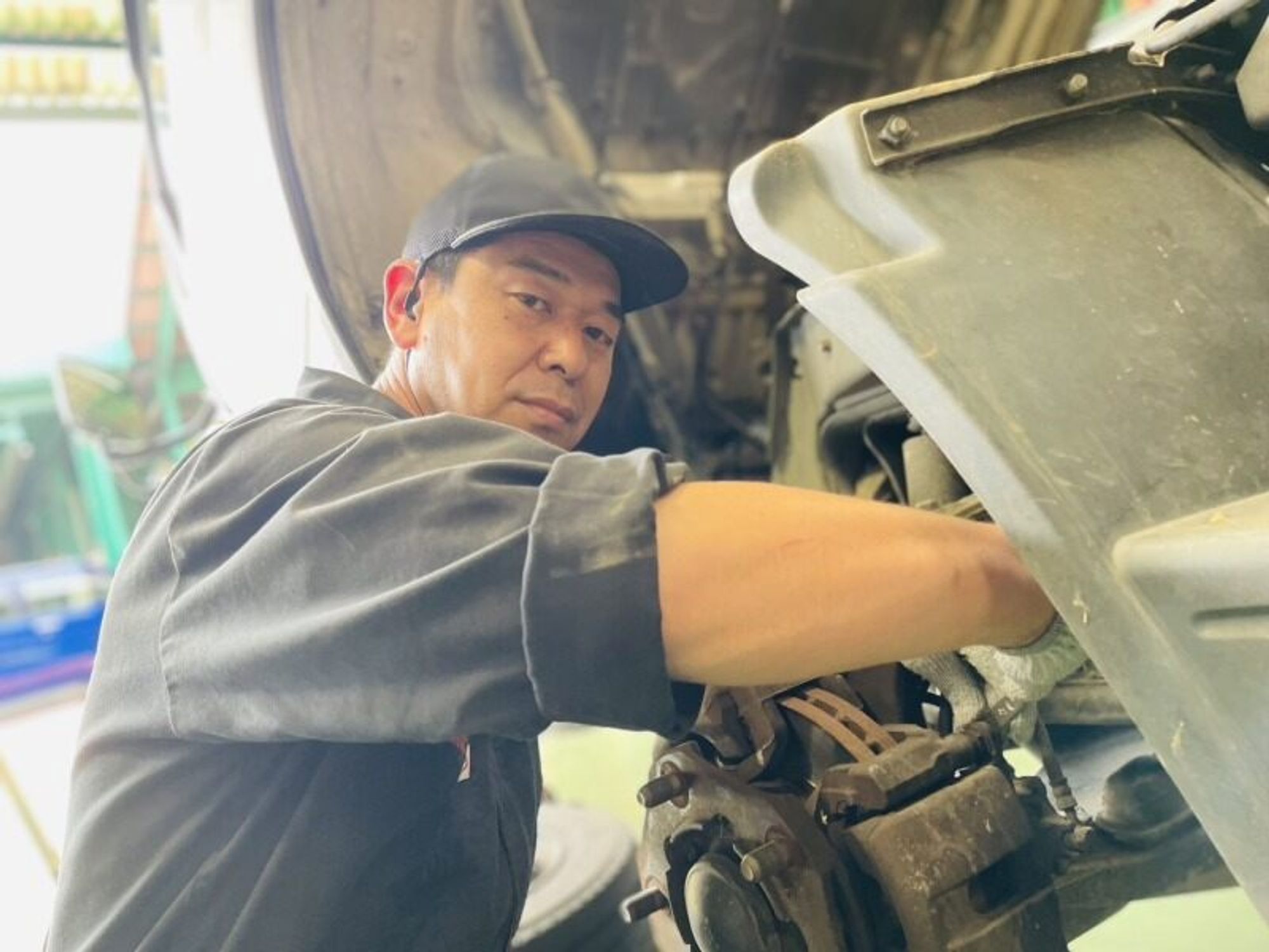 【手当充実】残業月平均5時間以内◎｜自動車の整備スタッフ-2番目の画像