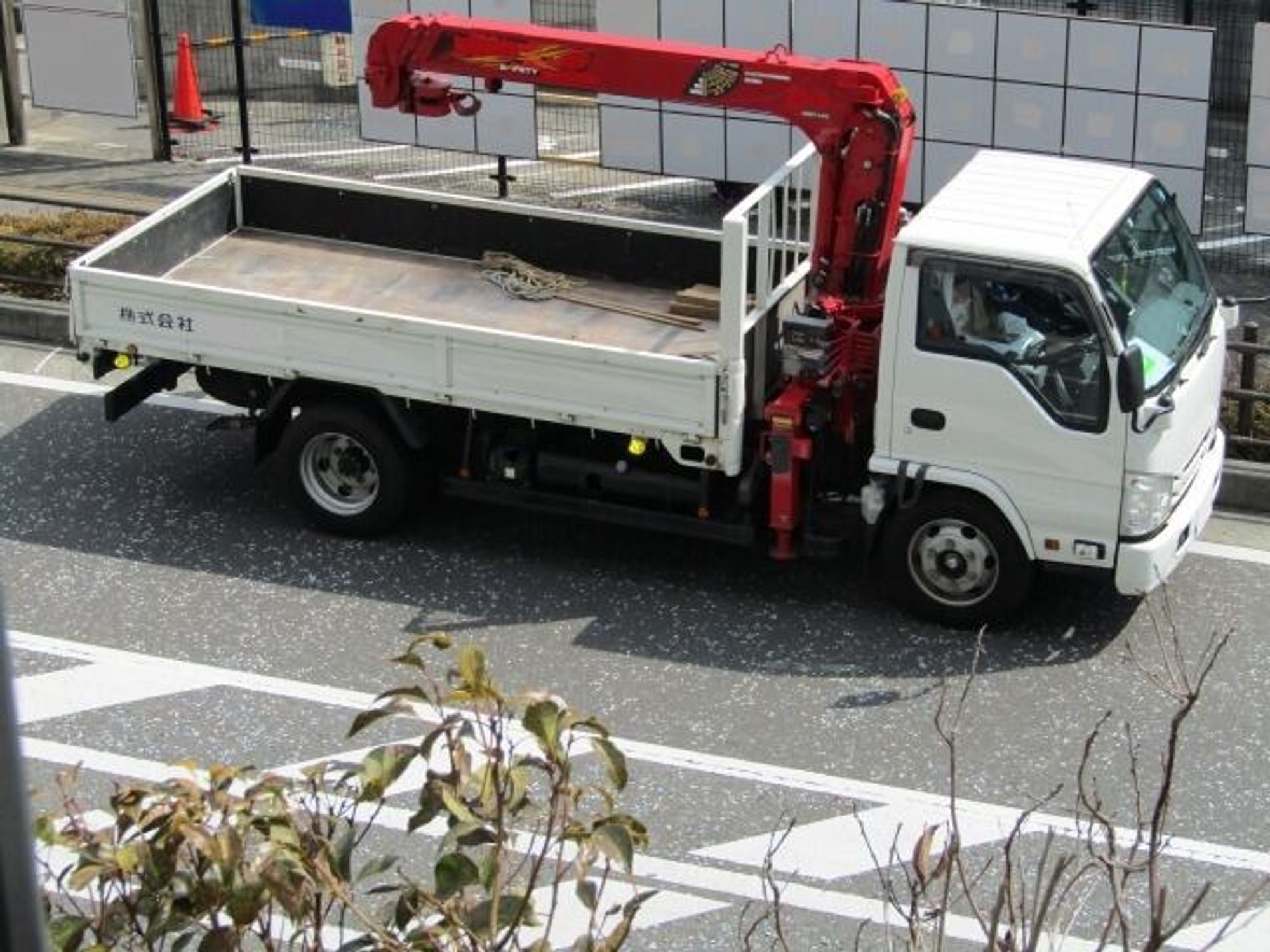 【8tユニックドライバー】月収31万円以上可/未経験OK/車通勤OK-0番目の画像