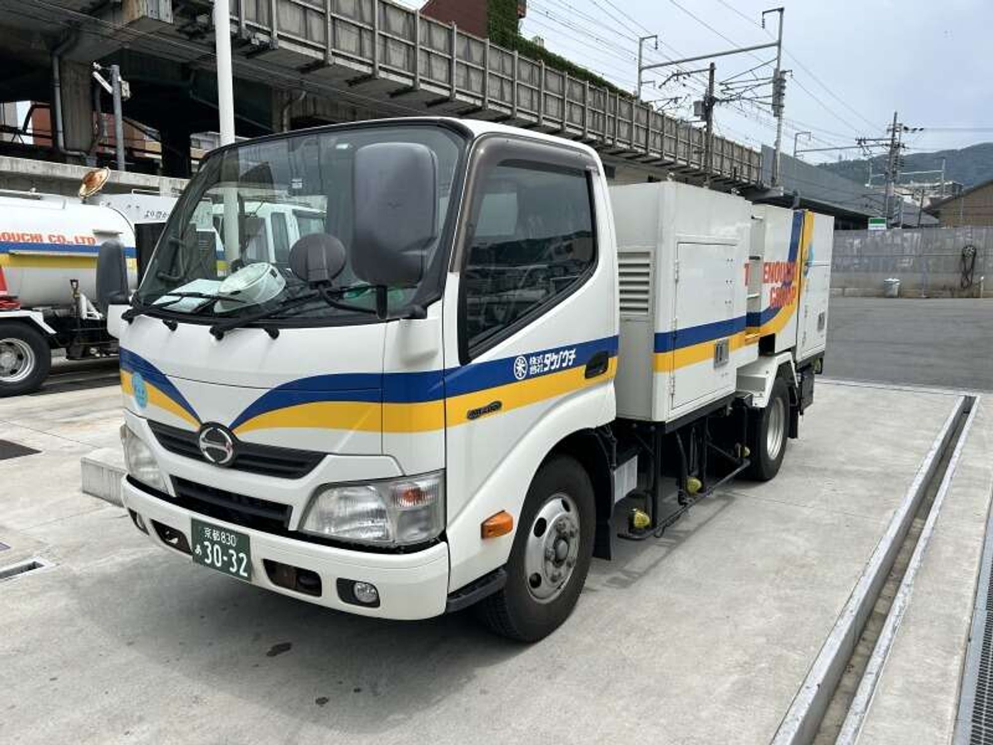 【未経験大歓迎】福利厚生充実｜駅チカ＊清掃作業車ドライバー-1番目の画像