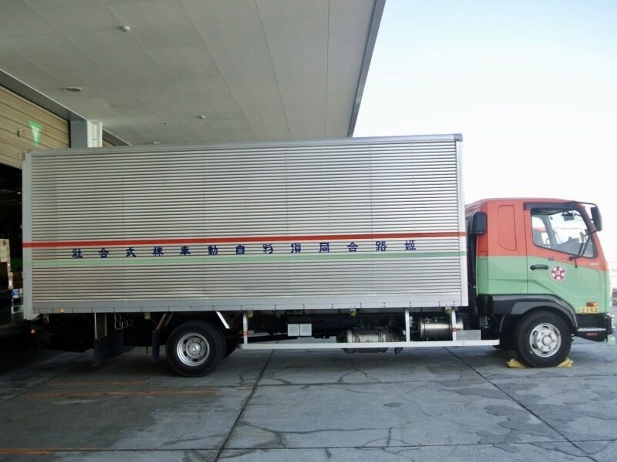 <2t/3t/4tドライバー>加東市/求人/トラック/賞与/完全週休二日制-1番目の画像