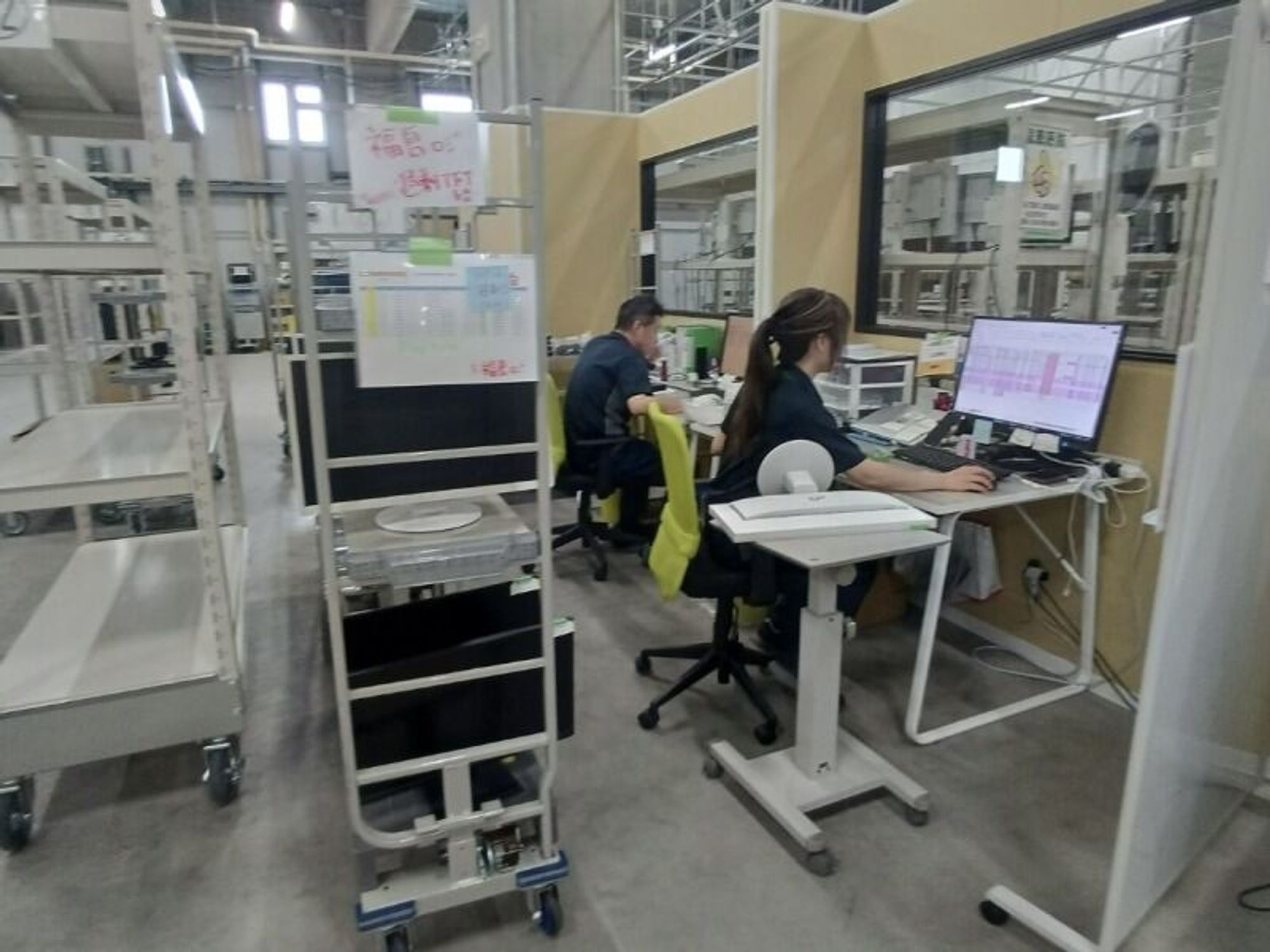 <第二期オープニング>駅チカ/未経験OK/冷暖房完備/倉庫内作業-2番目の画像