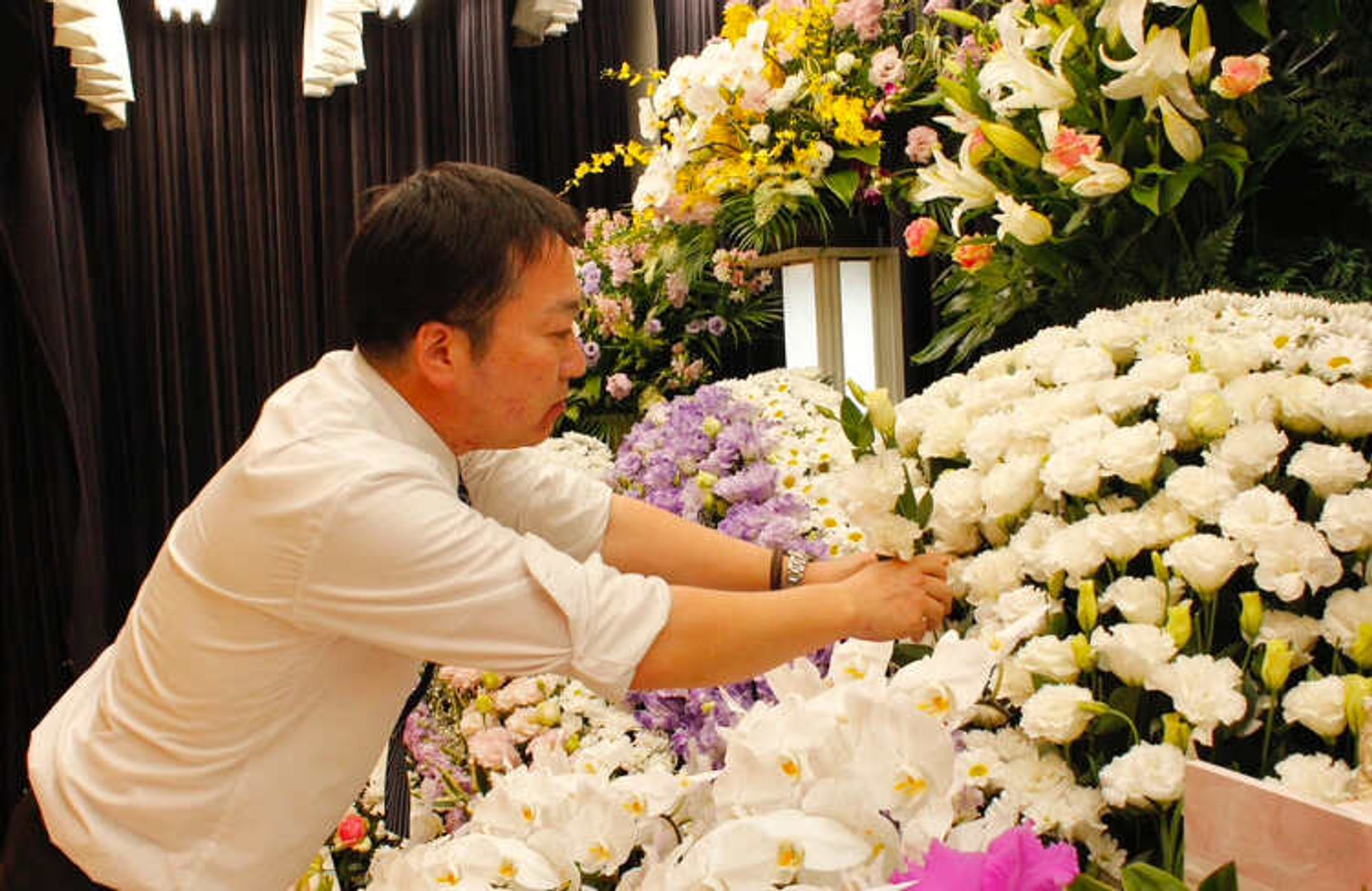 未経験歓迎♪大切なのは思いやり◎月9日休|生花祭壇の管理など-1番目の画像
