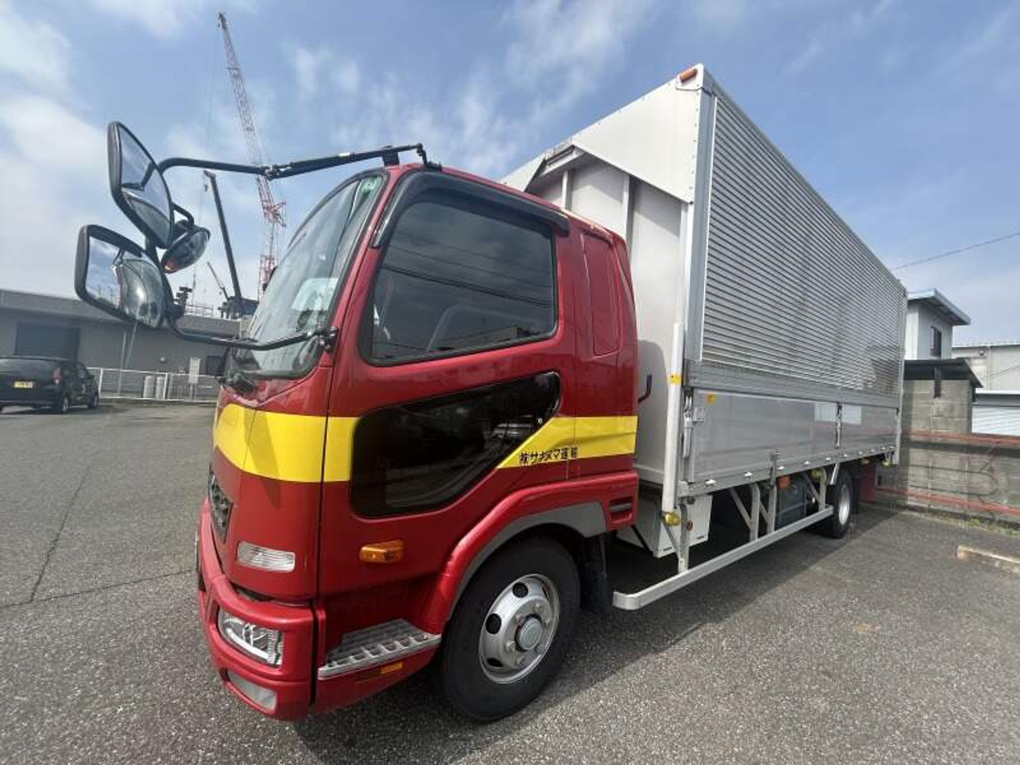 【50,60代活躍中】簡単積み下ろし♪4t車のお菓子のルート配送の3枚目の画像