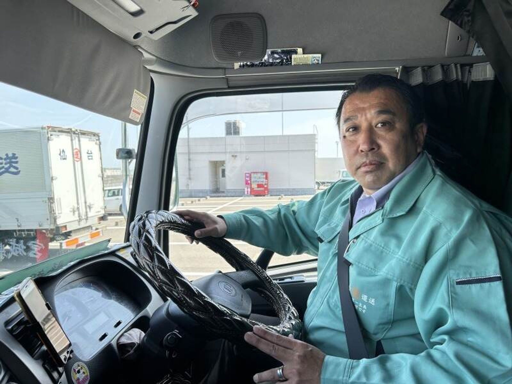 【大型車ドライバー】／月給25万円～／賞与2回-0番目の画像