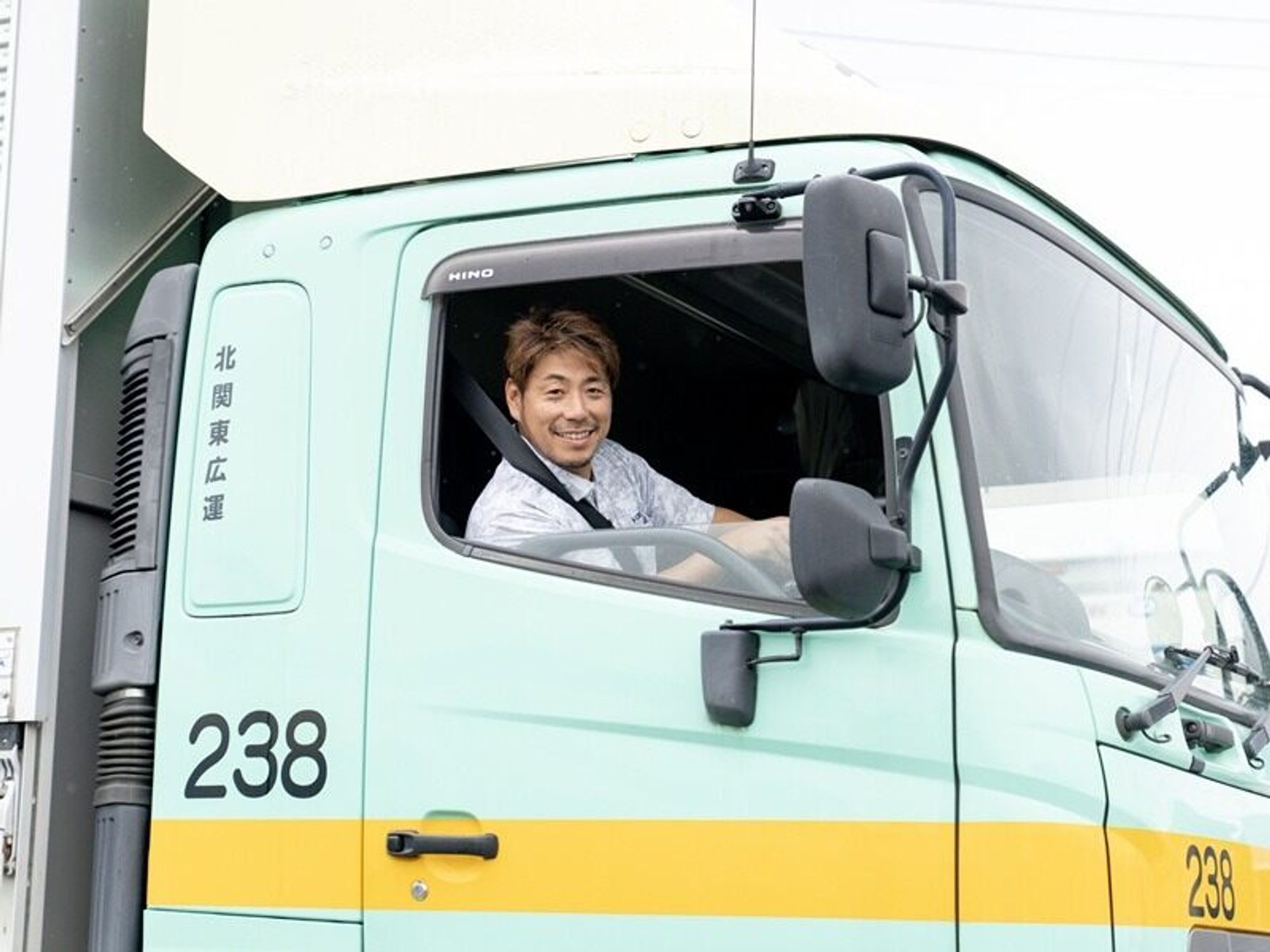 ＼大型ドライバー／紙製品・工業用資材など★賞与年2回あり！-0番目の画像