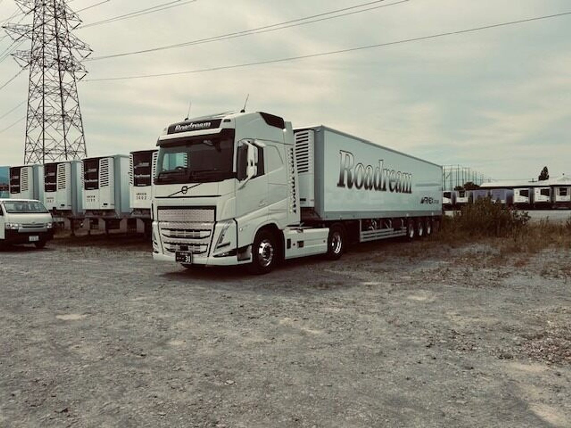 【WEB面接OK】仲間と共に北海道を結ぶトレーラー輸送業務/乗務員-2番目の画像