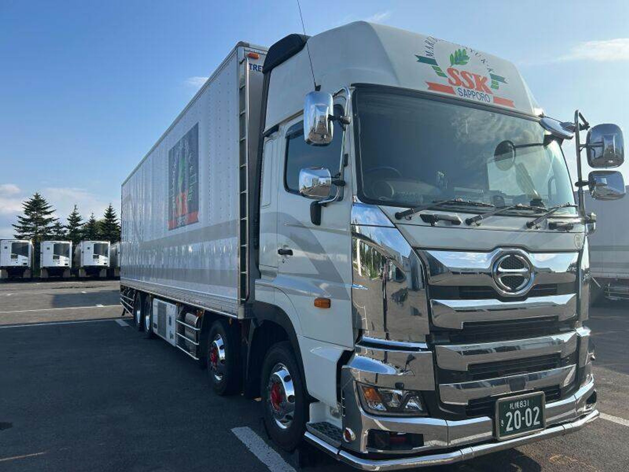 【寮・入社支度金あり/WEB面接OK】大型ドライバー・トレーラー-1番目の画像