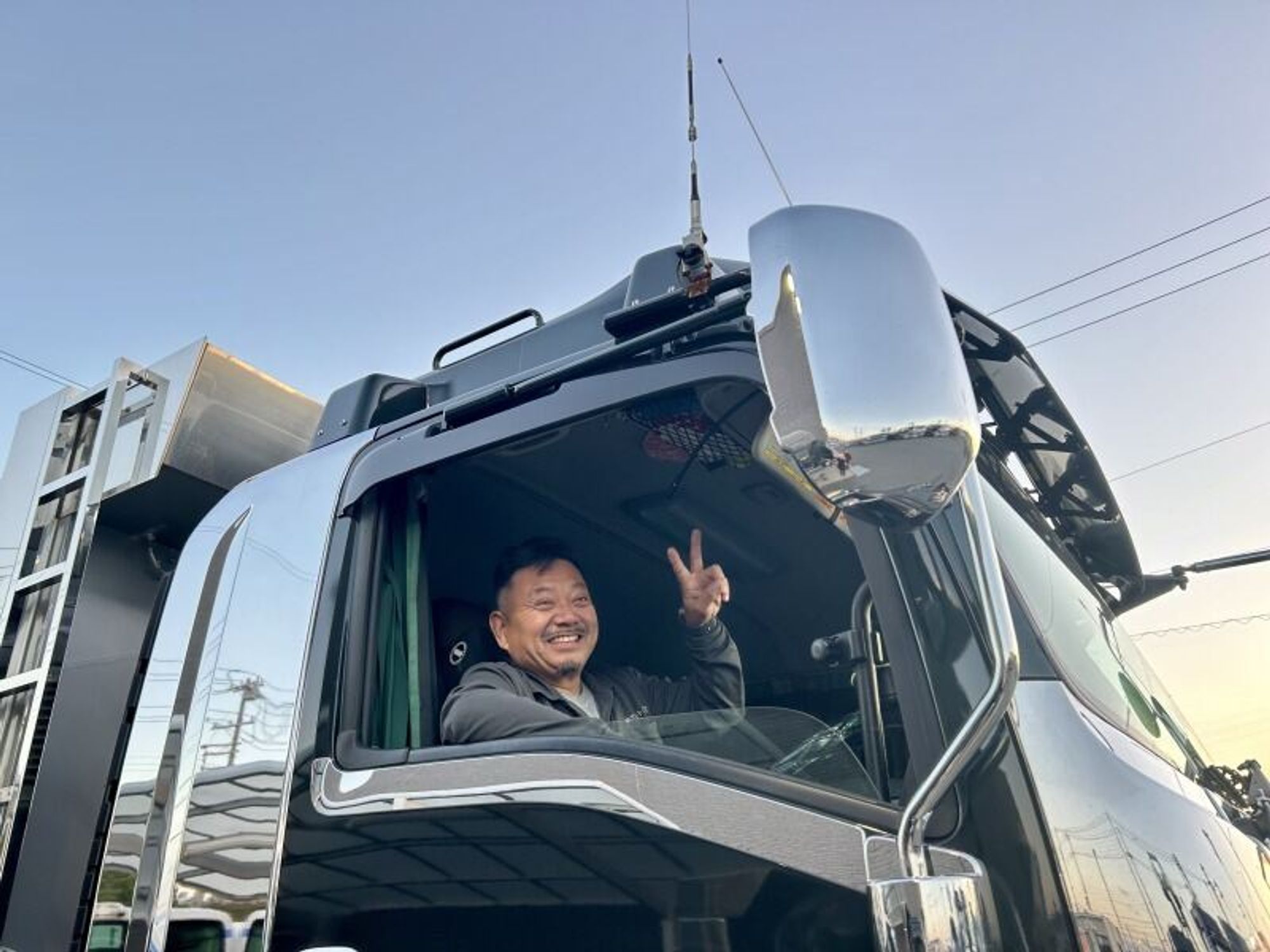 <トレーラー>経験者大歓迎!手荷役なし/日帰り/近~中距離/33万~-0番目の画像