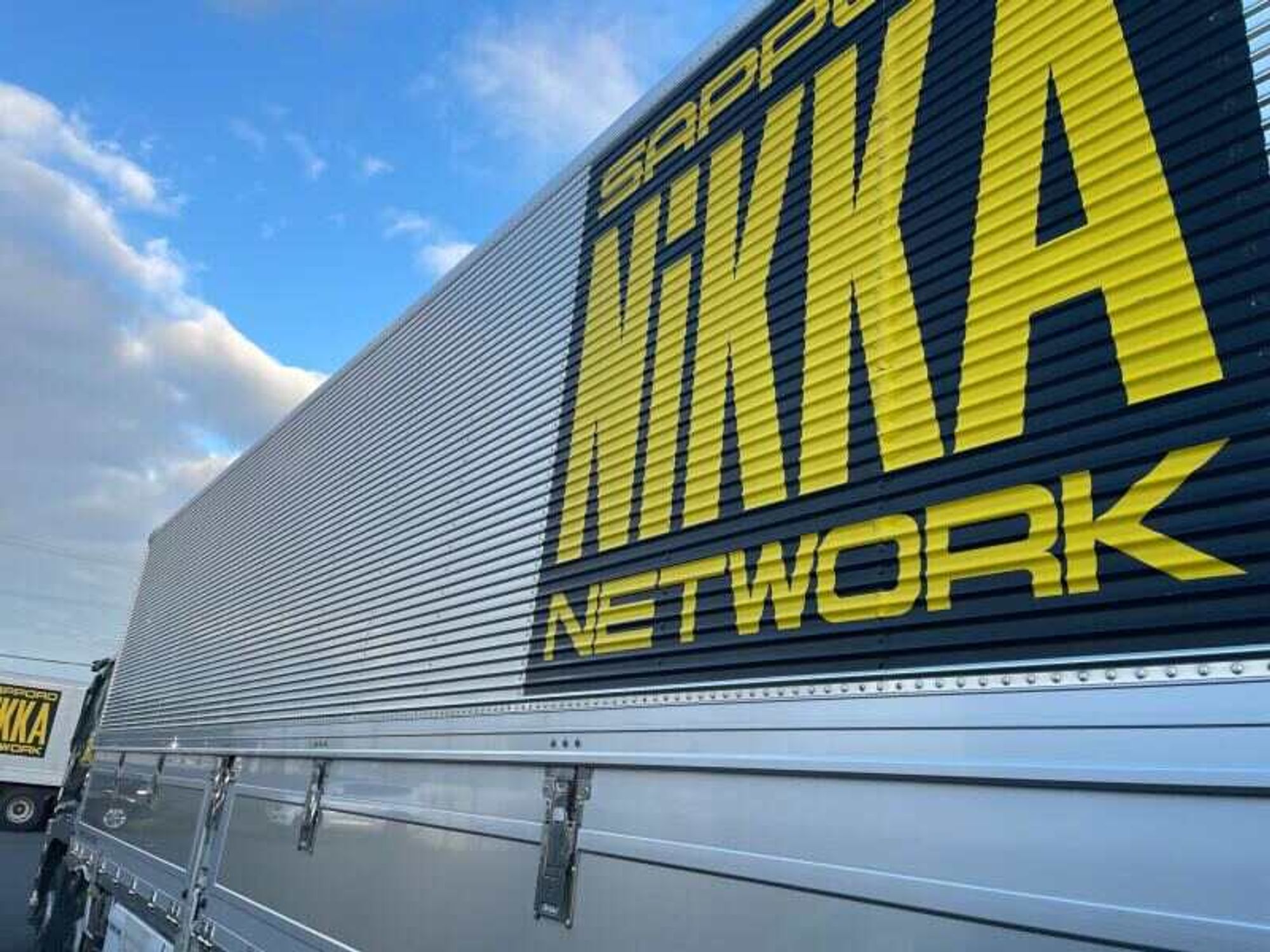 【一人1台固定車両】早上がりの日も給与保証/経験・年齢不問！-1番目の画像