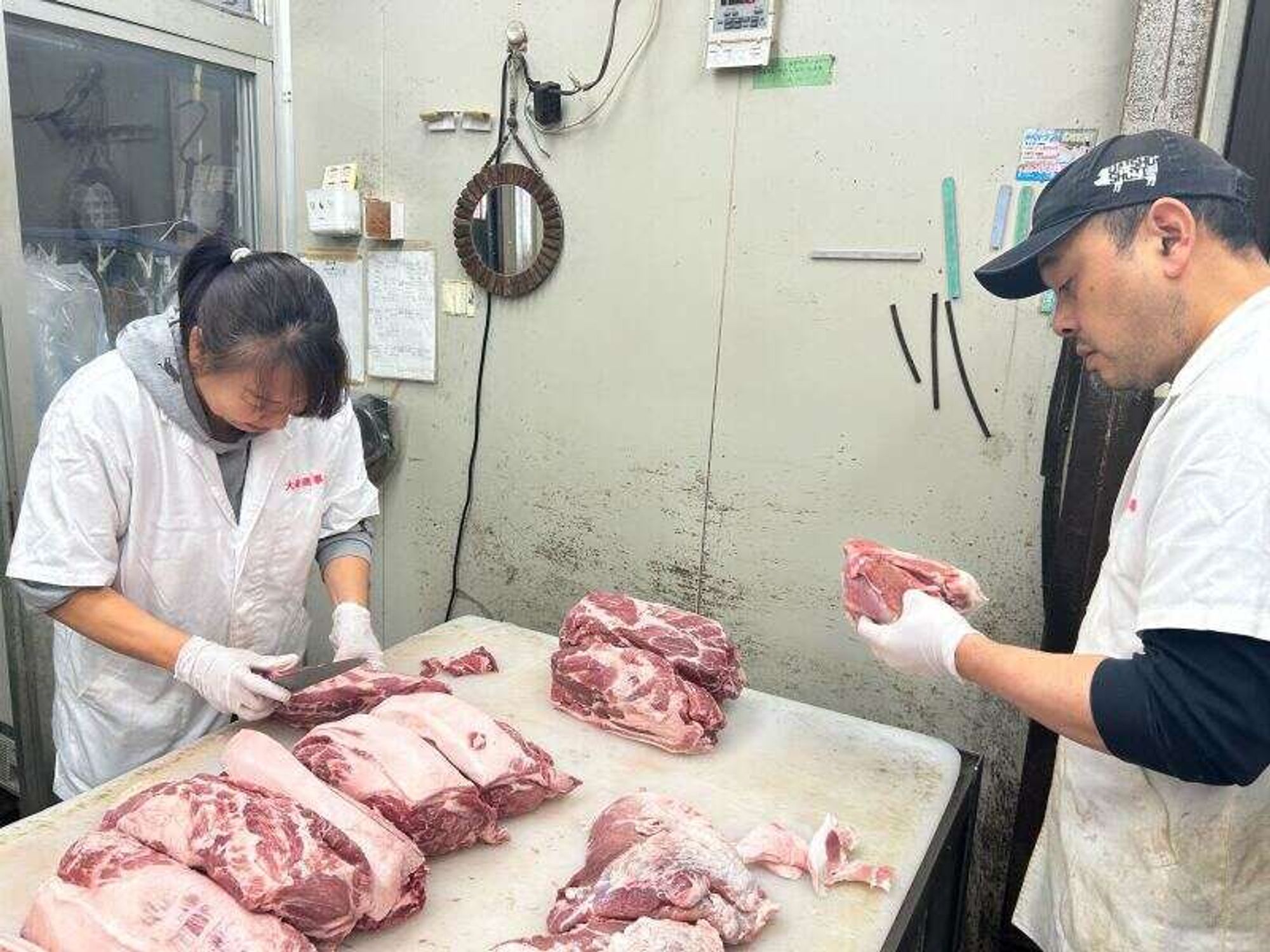 女性活躍中!良い意味でのゆるさが魅力です♪お肉の加工/配送-0番目の画像