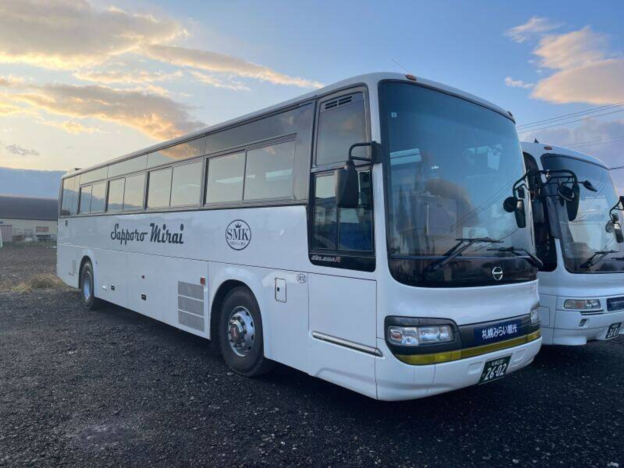 【観光バスドライバー】月収30万以上！手当も充実！WEB面談もOK-1番目の画像