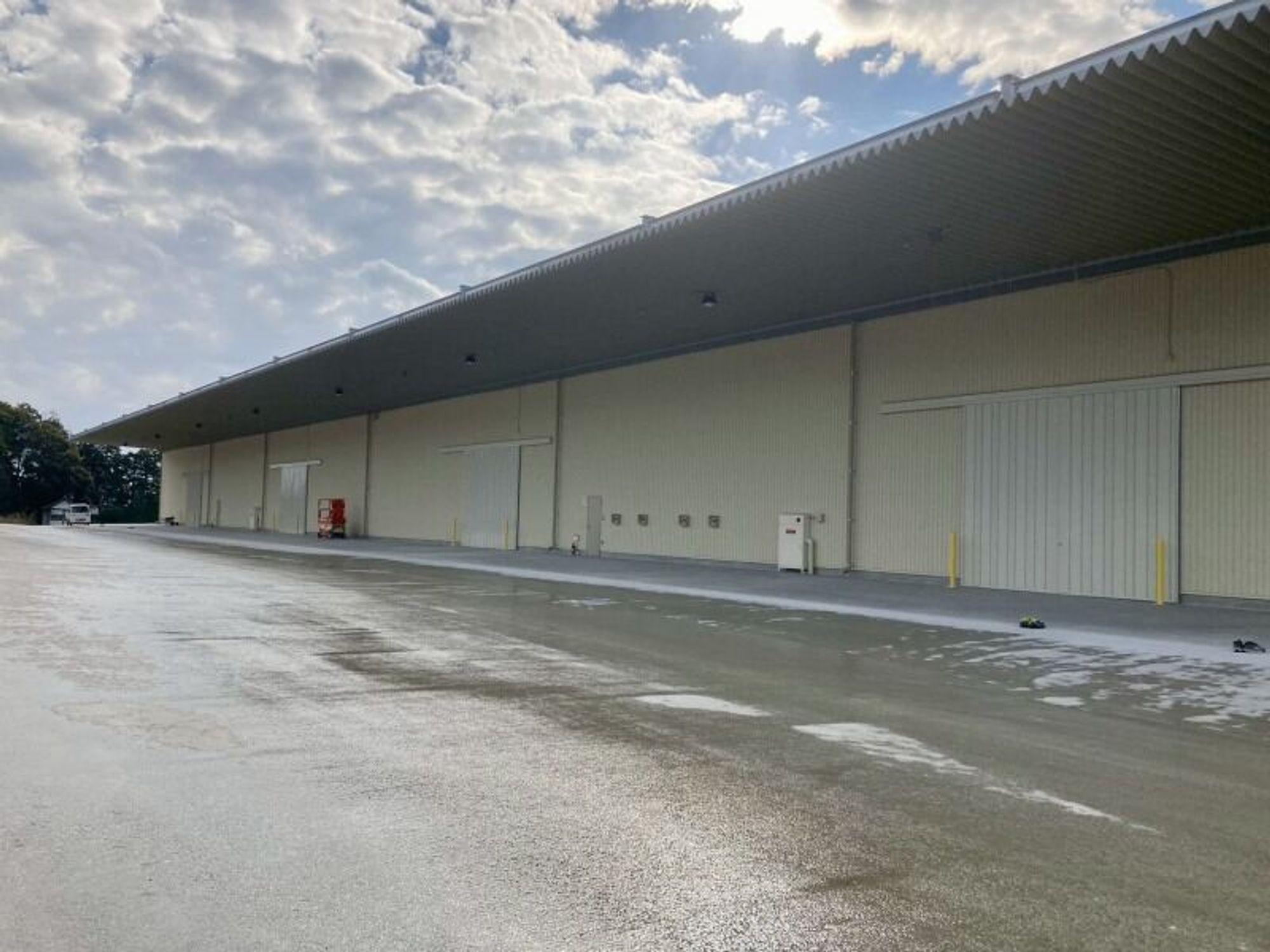 土日祝休み×残業少なめ。フォーク経験者が選ぶ「長く働ける道」-0番目の画像